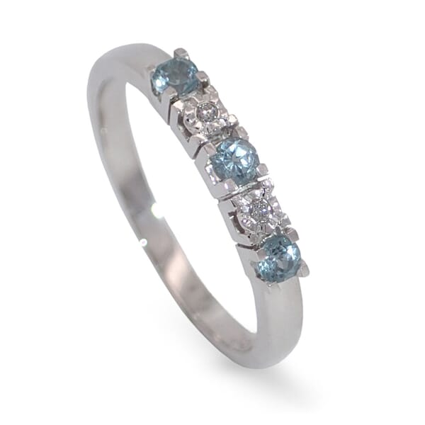 Diamantring i gull 14kt med topas og 0,013 ct W-Si - COC00376t